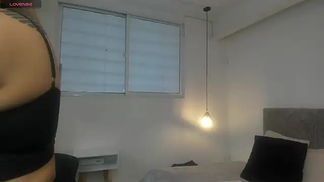 Snapshot of Darkmoon_1 chatting on 05/26/26, 12:56 Darkmoon 1 online show from 05/26/26, 12:56