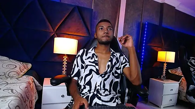 Snapshot of KofiBlaze_ chatting on 04/30/26, 05:25 KofiBlaze online show from 04/30/26, 05:25