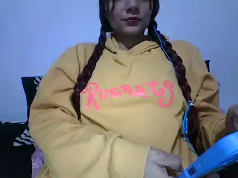 Snapshot of kira_777 chatting on 04/30/26, 01:34 kira 777 online show from 04/30/26, 01:34