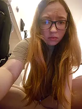 Freaky-Doll online show from 06/22/26, 09:34