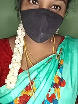 Snapshot of tamil_butterfly chatting on 07/17/26, 06:13 tamil butterfly online show from 07/17/26, 06:13