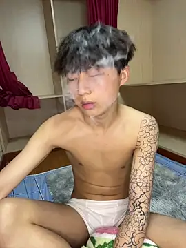 Snapshot of AX-003 chatting on 04/29/26, 11:25 AX-003 online show from 04/29/26, 11:25