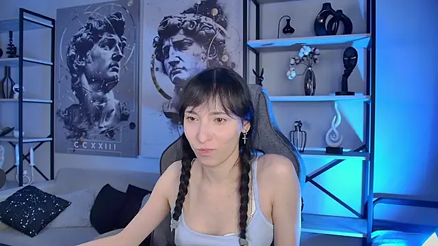 Snapshot of SeraphineSparda chatting on 07/03/26, 11:49 SeraphineSparda online show from 07/03/26, 11:49