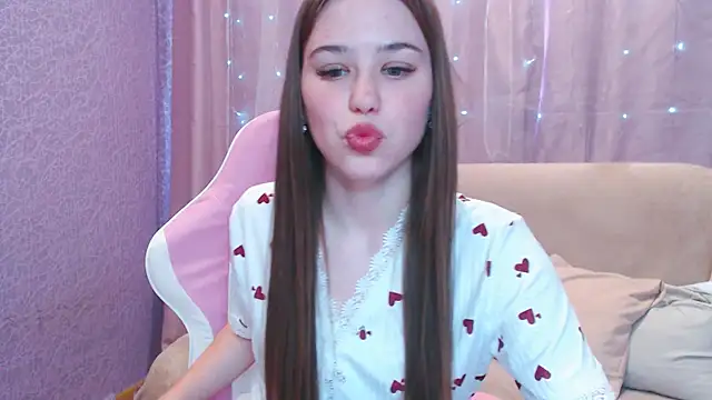 Snapshot of KellySpt chatting on 07/15/26, 11:48 KellySpt online show from 07/15/26, 11:48