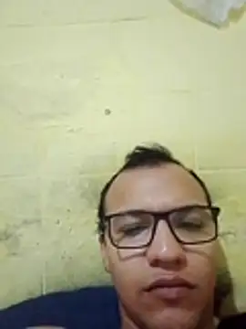 Snapshot of Marciosafado25 chatting on 07/05/26, 09:00 Marciosafado25 online show from 07/05/26, 09:00