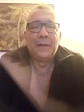 Soloyan online show from 12/22/24, 06:17