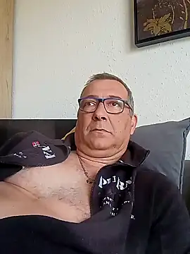 Soloyan online show from 01/02/25, 01:08