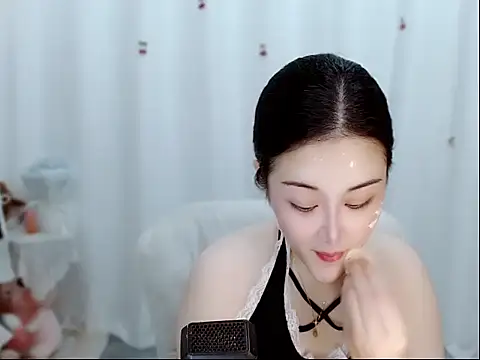 Amy-cnbaby online show from 06/03/26, 01:30