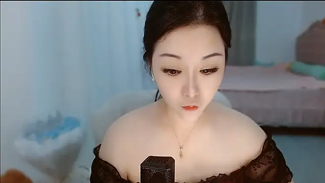 Snapshot of Amy-cnbaby chatting on 08/08/26, 02:25 Amy-cnbaby online show from 08/08/26, 02:25