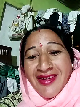 Snapshot of Haliya8 chatting on 05/05/26, 11:24 Haliya8 online show from 05/05/26, 11:24
