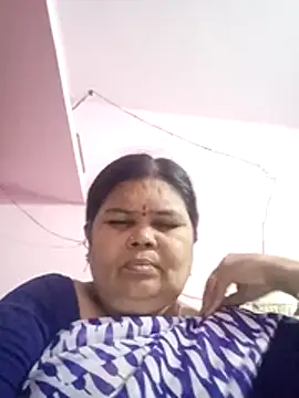 Snapshot of dheepika11 chatting on 05/06/26, 06:08 dheepika11 online show from 05/06/26, 06:08