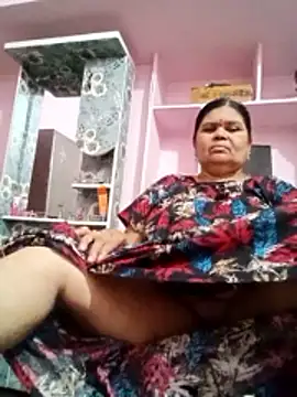 Snapshot of dheepika11 chatting on 05/11/26, 02:50 dheepika11 online show from 05/11/26, 02:50