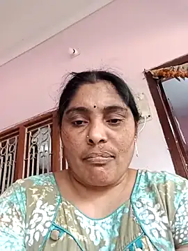 Snapshot of sukanya11 chatting on 04/30/26, 05:47 sukanya11 online show from 04/30/26, 05:47