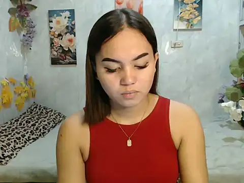 Snapshot of ur_asiankat chatting on 06/28/26, 04:46 ur asiankat online show from 06/28/26, 04:46