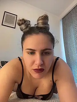 SensualQueenX online show from 05/09/26, 11:04