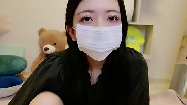 Snapshot of -Luna_JP- chatting on 06/23/26, 11:19 -Luna JP- online show from 06/23/26, 11:19