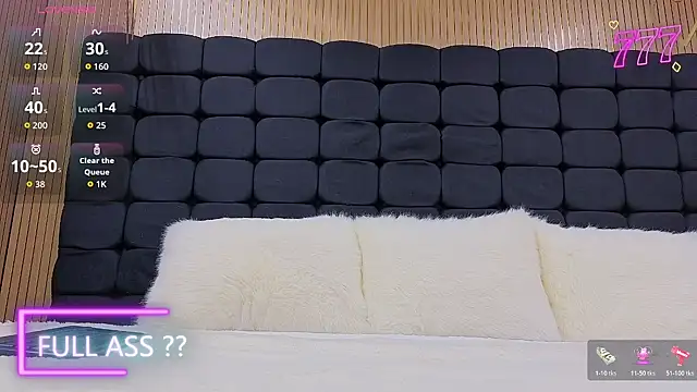 Snapshot of Saray_Messy- chatting on 04/30/26, 01:50 Saray Messy- online show from 04/30/26, 01:50