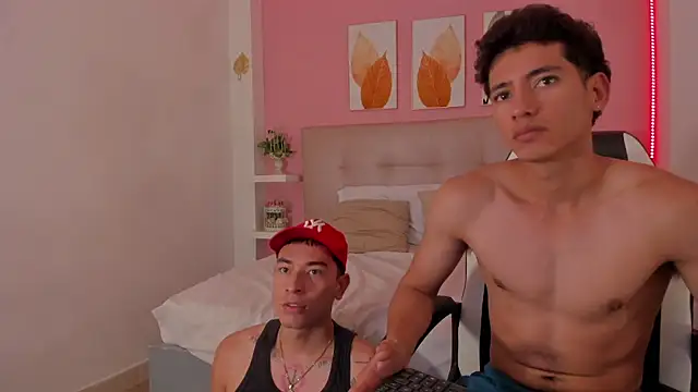 Alejo-and-Thiago online show from 05/31/26, 06:09