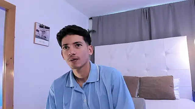 Alejo-and-Thiago online show from 07/14/26, 12:33