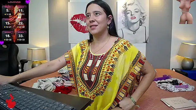 Snapshot of _tamara_priya_ chatting on 06/16/26, 02:30 tamara priya online show from 06/16/26, 02:30