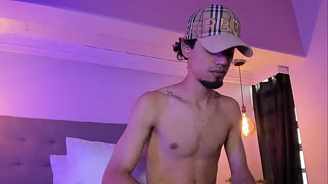 MichaelEvanss  online show from 06/17/26, 12:50