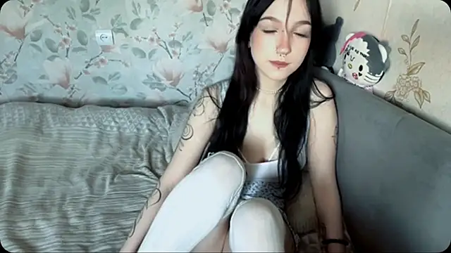 Snapshot of NastiLuxe chatting on 05/03/26, 03:18 NastiLuxe online show from 05/03/26, 03:18