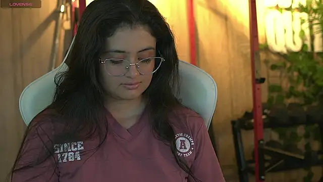 Snapshot of Madison_Flame chatting on 05/25/26, 07:31 Madison Flame online show from 05/25/26, 07:31