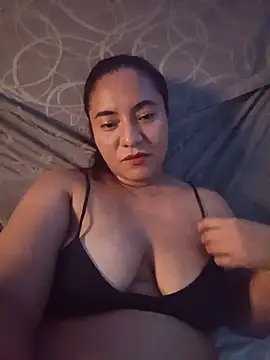 Snapshot of Sweet_Ninaa chatting on 05/30/26, 03:14 Sweet Ninaa online show from 05/30/26, 03:14