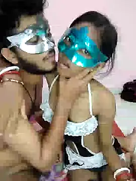 Snapshot of husband_wife_12 chatting on 06/11/26, 05:44 husband wife 12 online show from 06/11/26, 05:44