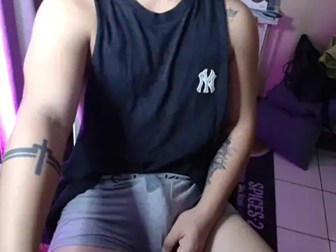 Snapshot of Ashtonfuckingboi chatting on 07/23/26, 05:33 Ashtonfuckingboi online show from 07/23/26, 05:33