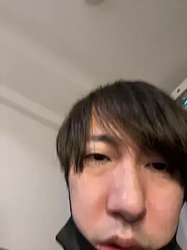 Snapshot of risacha chatting on 05/17/26, 04:14 risacha online show from 05/17/26, 04:14