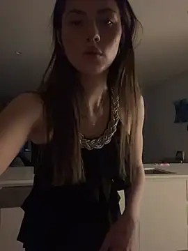 daisycollins online show from 06/25/26, 12:31