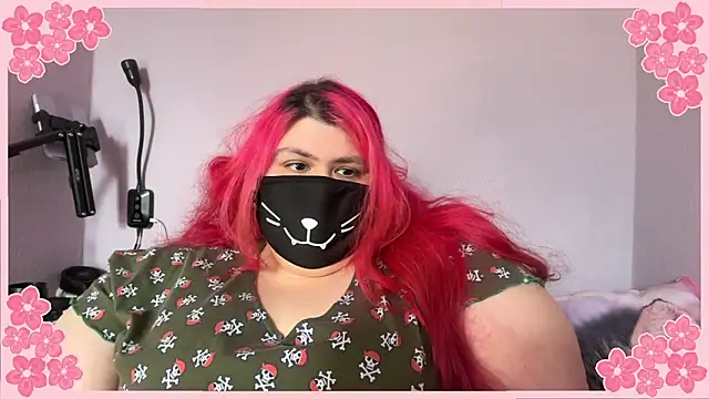 Snapshot of Lady_KitsuneBIG chatting on 05/09/26, 12:21 Lady KitsuneBIG online show from 05/09/26, 12:21