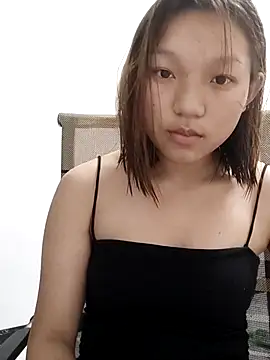 Snapshot of xiaoying336 chatting on 05/02/26, 01:49 xiaoying336 online show from 05/02/26, 01:49