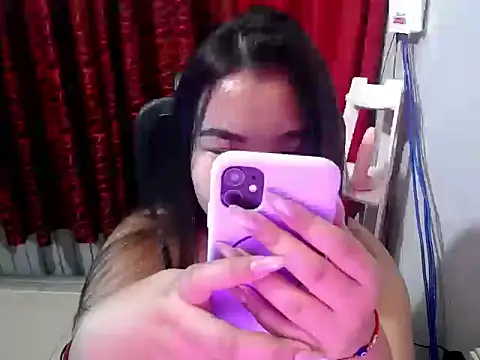 Snapshot of hotchickgirl chatting on 06/29/26, 08:09 hotchickgirl online show from 06/29/26, 08:09