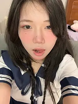 Snapshot of nide_wanou chatting on 05/02/26, 04:01 nide wanou online show from 05/02/26, 04:01