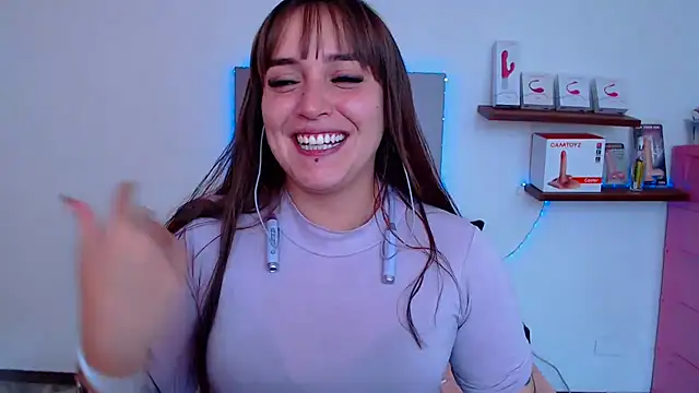 anyela bubble18 online show from 06/30/26, 07:59