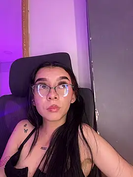 Snapshot of MelCherry chatting on 08/03/26, 05:39 MelCherry online show from 08/03/26, 05:39