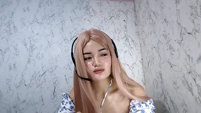 Snapshot of CarlettaAsselin chatting on 05/04/26, 10:22 CarlettaAsselin online show from 05/04/26, 10:22
