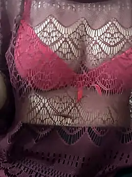 Lovely 08 online show from 05/15/26, 09:27