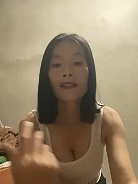 Snapshot of Zuzu_sexy chatting on 05/26/26, 08:10 Zuzu sexy online show from 05/26/26, 08:10