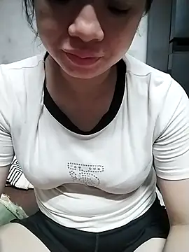 Girl lovebaby online show from 05/12/26, 01:19
