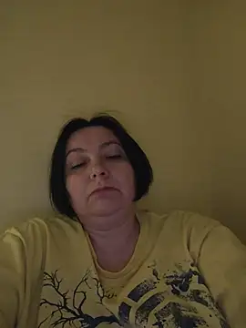 Snapshot of EmmaEmmy40 chatting on 05/25/26, 07:31 EmmaEmmy40 online show from 05/25/26, 07:31