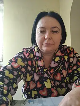 Snapshot of EmmaEmmy40 chatting on 07/11/26, 04:26 EmmaEmmy40 online show from 07/11/26, 04:26