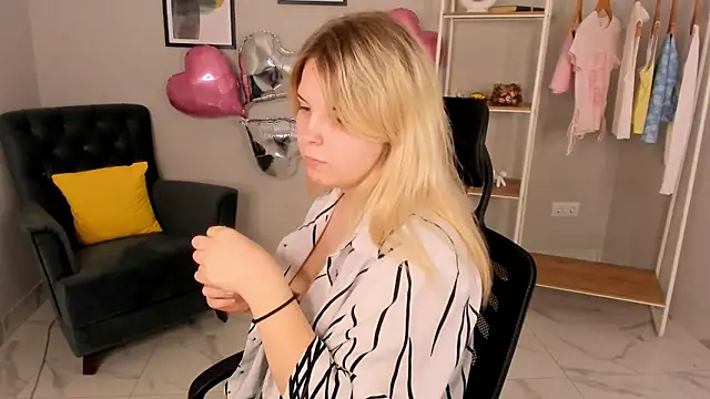 Rina Frant online show from 05/10/26, 01:49