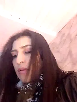 Snapshot of Jaadewest chatting on 06/24/26, 10:58 Jaadewest online show from 06/24/26, 10:58