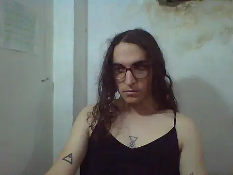 Snapshot of LaCuerva chatting on 05/23/26, 05:50 LaCuerva online show from 05/23/26, 05:50