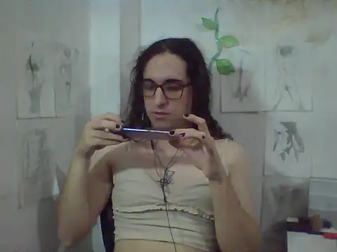 Snapshot of LaCuerva chatting on 06/15/26, 05:26 LaCuerva online show from 06/15/26, 05:26