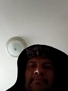 Snapshot of matdog027374 chatting on 05/02/26, 03:17 matdog027374 online show from 05/02/26, 03:17
