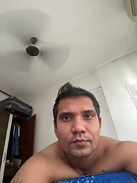 Snapshot of aksyv chatting on 05/03/26, 06:30 aksyv online show from 05/03/26, 06:30